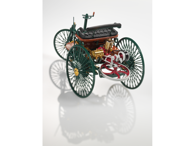 Macheta scara 1:18, Benz Patent Motor Car, an 1886, verde, Originala Mercedes B66041415_2.png